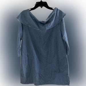 Gray Top with pockets